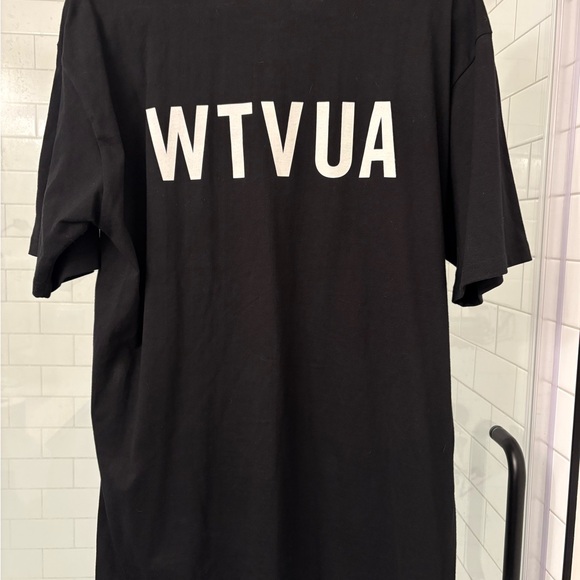 WTAPS Black Short Sleeve Tee Bold Logo - Picture 3 of 3